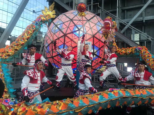 銅梁龍舞震撼 世界的十字路口 , 山水之都 美麗重慶 驚艷紐約